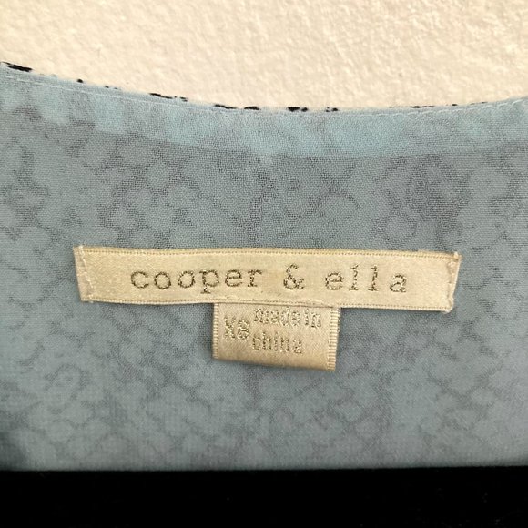 Cooper and Ella Long sleeve blouse size XS - Picture 3 of 5